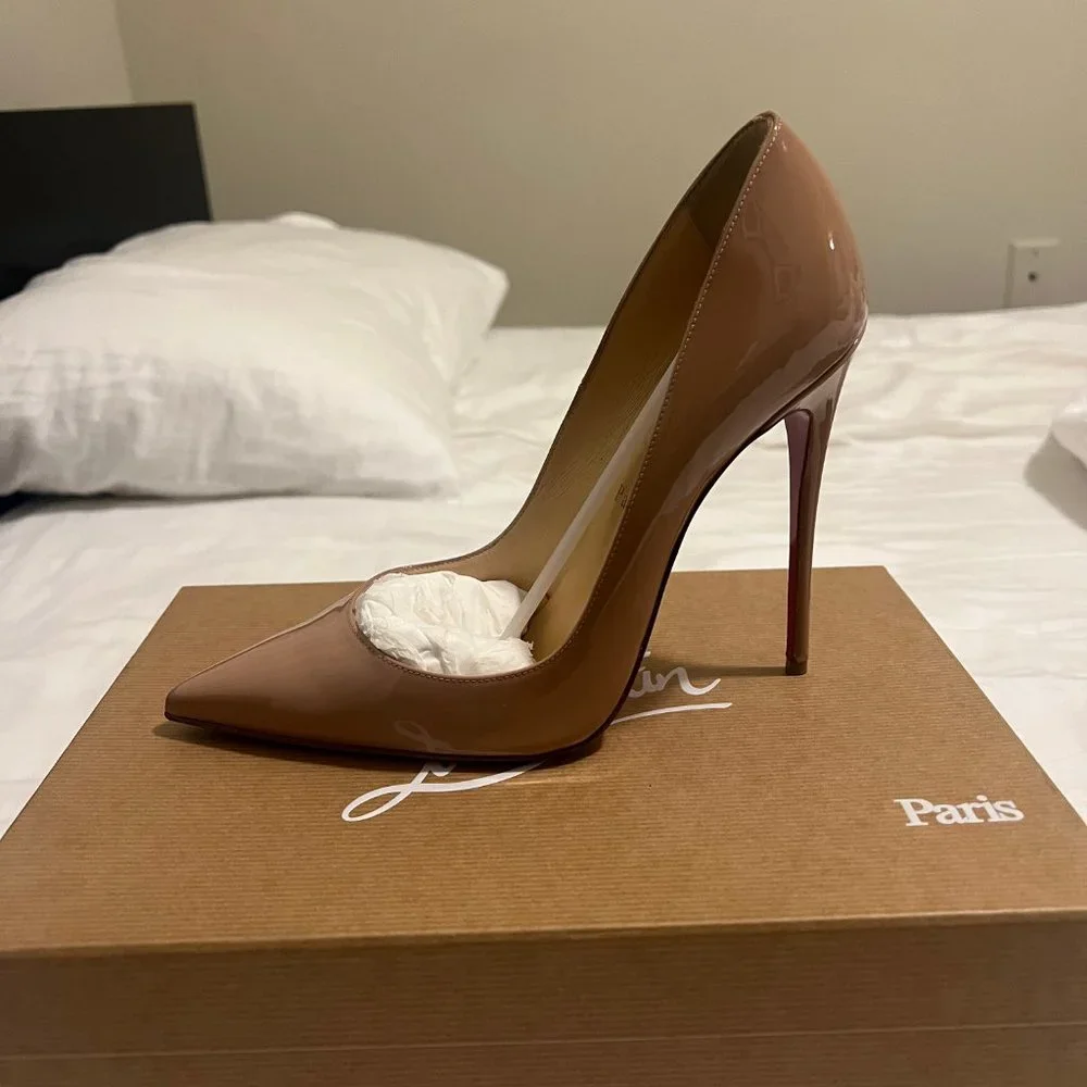 Christian Louboutin So Kate Patent Pointed-Toe Heels - Size 38.5 - Picture 2 of 7